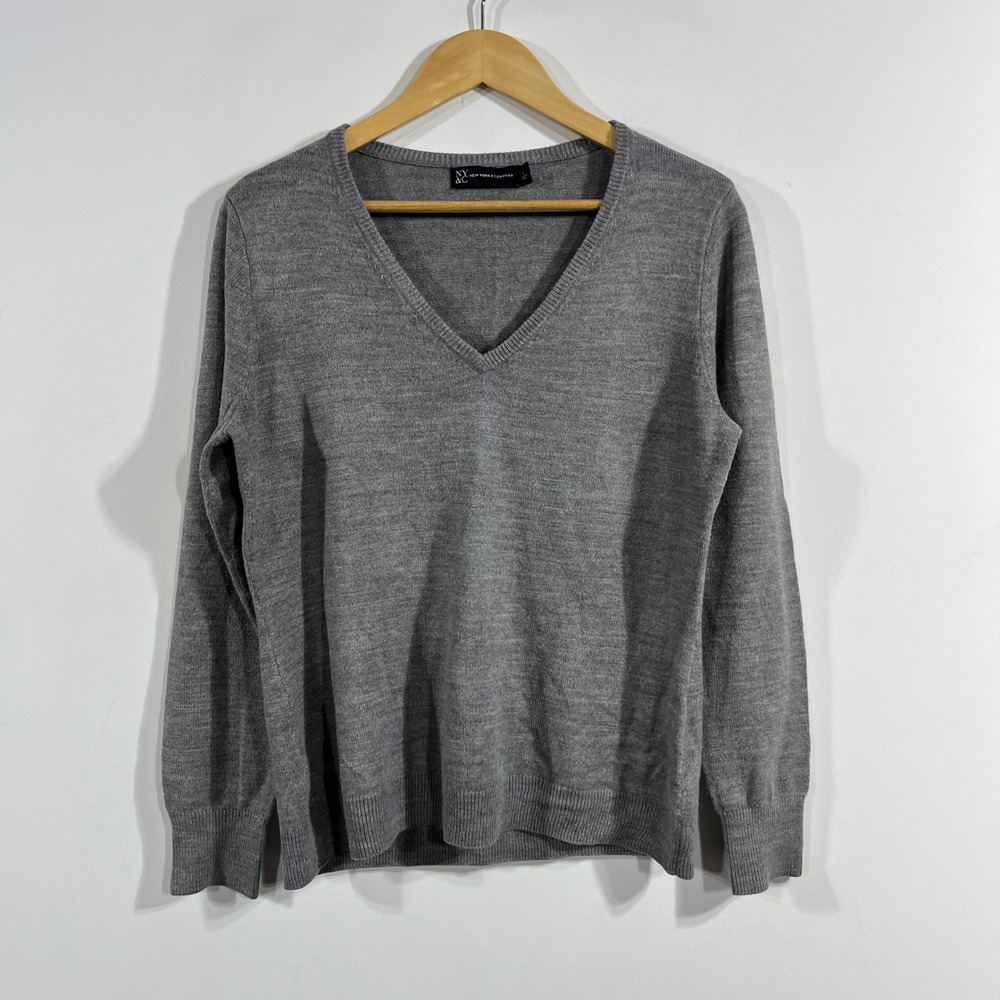 NY&C Parisian Capsule Quiet Luxury Knit Sweater Size Large Minimalist Academia